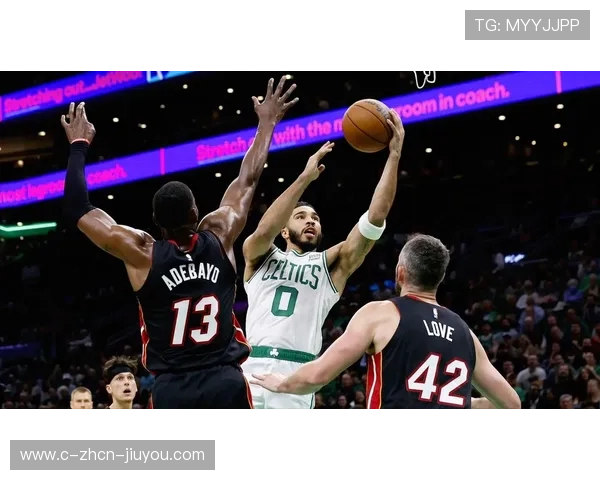 凯尔特人双星合砍60分，防守端同样稳健，凯尔特人对战