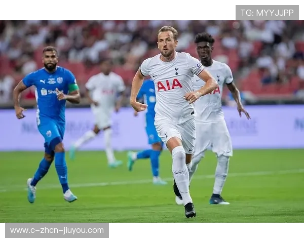 凯恩大范围转移制造边路机会,热刺战术灵活度拉满 凯恩大范围转移制造边路机会,热刺战术灵活度拉满